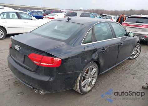 2010 Audi A4 Prestige z USA, uszkodzony, nr VIN WAUMFBFL7AN023211
